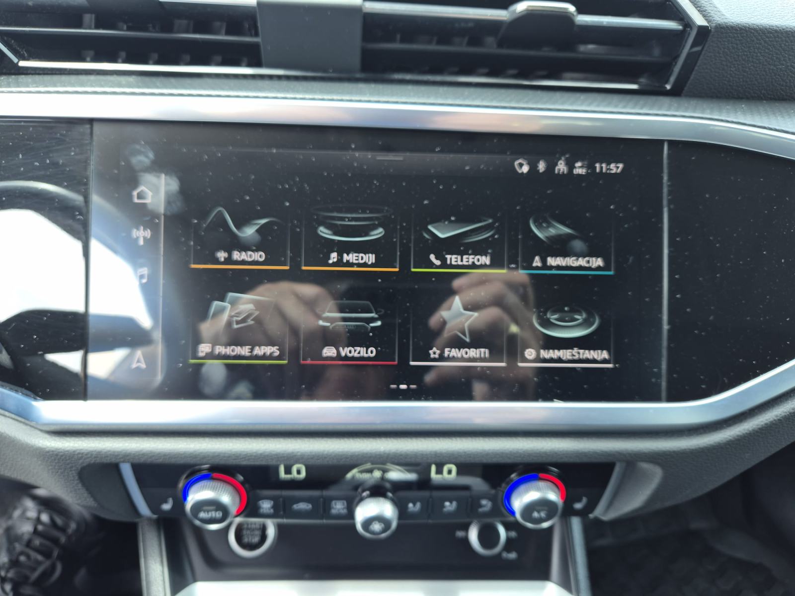 Audi Q3 35 TDI AUTOMATIK. MOGUĆNOST FINANCIRANJA PUTEM LEASINGA!, fotografija 17