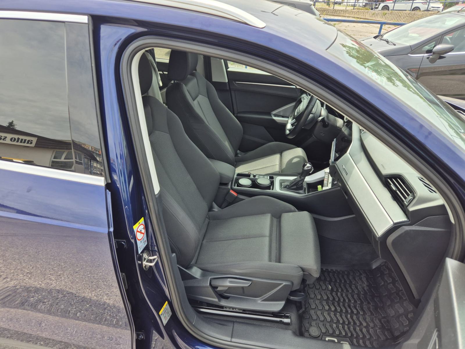 Audi Q3 35 TDI AUTOMATIK. MOGUĆNOST FINANCIRANJA PUTEM LEASINGA!, fotografija 12