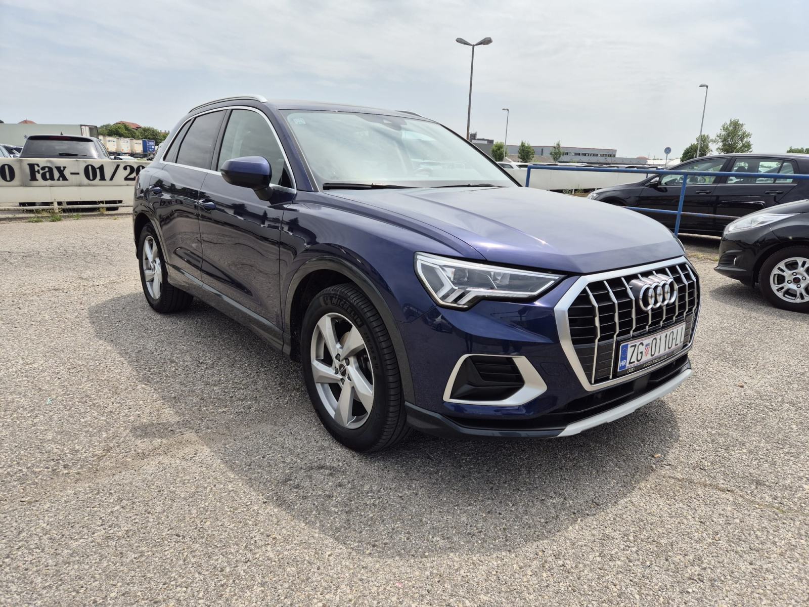 Audi Q3 35 TDI AUTOMATIK. MOGUĆNOST FINANCIRANJA PUTEM LEASINGA!, fotografija 2