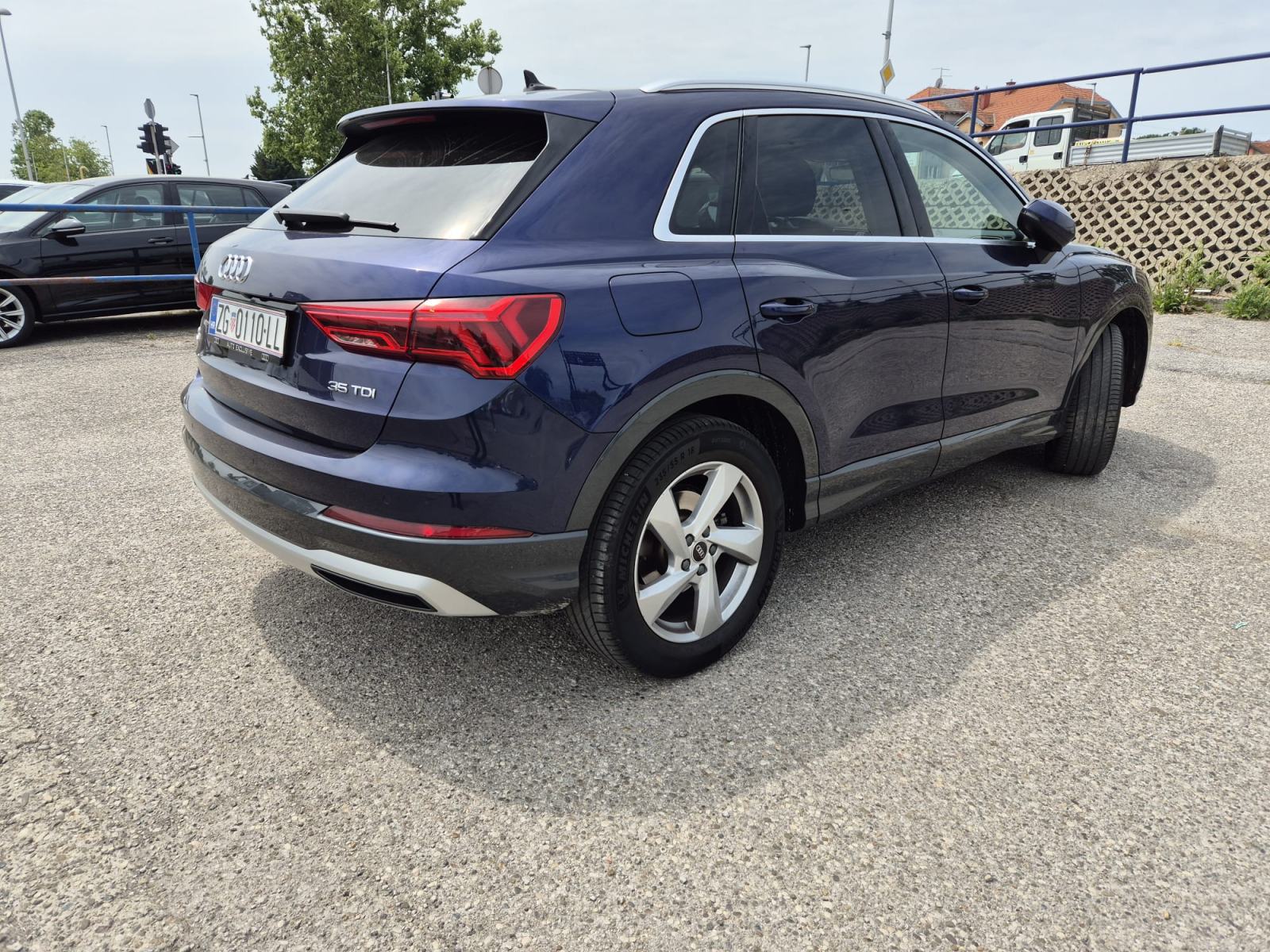 Audi Q3 35 TDI AUTOMATIK. MOGUĆNOST FINANCIRANJA PUTEM LEASINGA!, fotografija 4