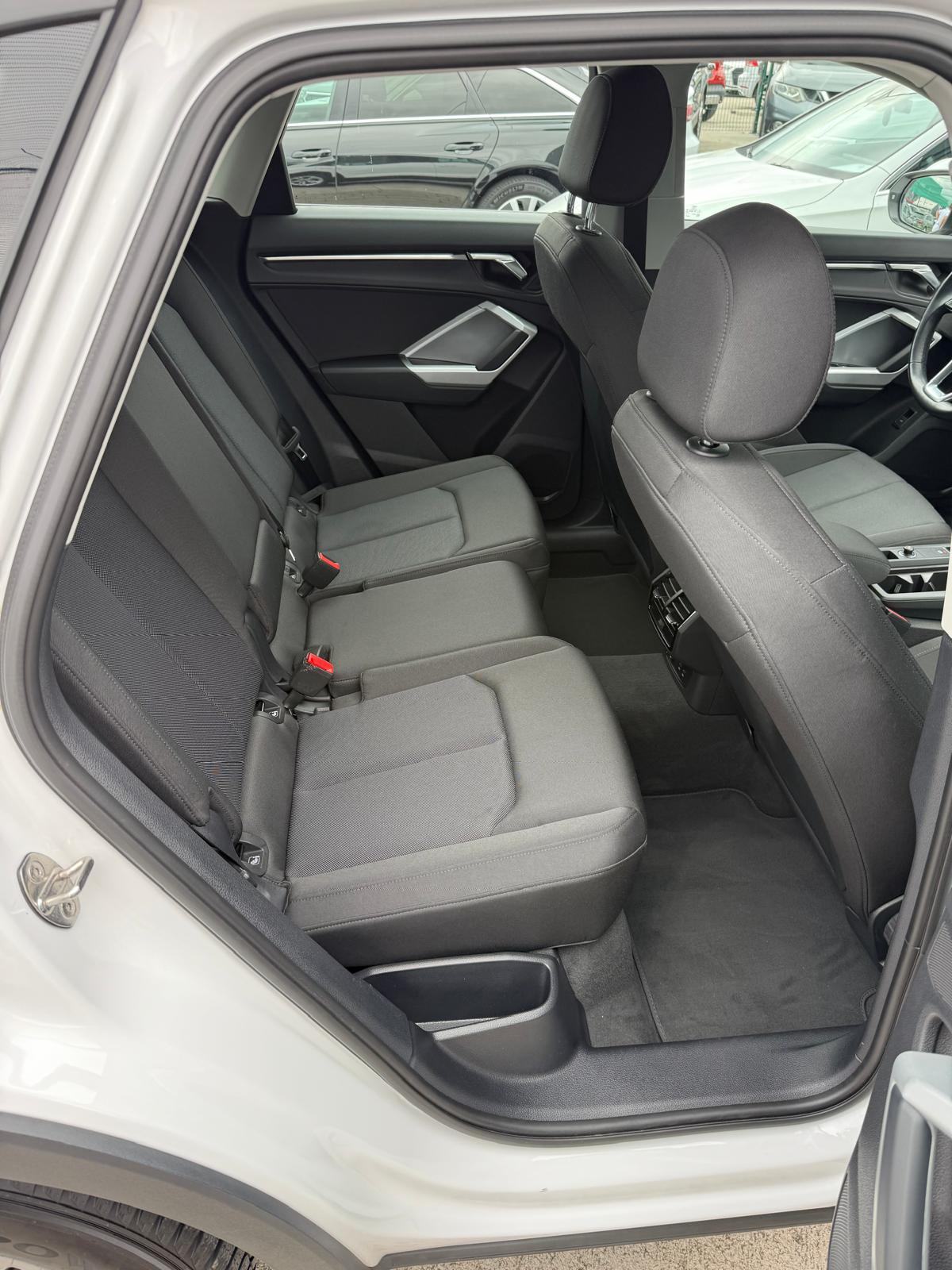 Audi Q3 35 TDI S-TRONIC °VIRTUAL°MRTVI KUT°LEASING BEZ UČEŠĆA°, fotografija 15