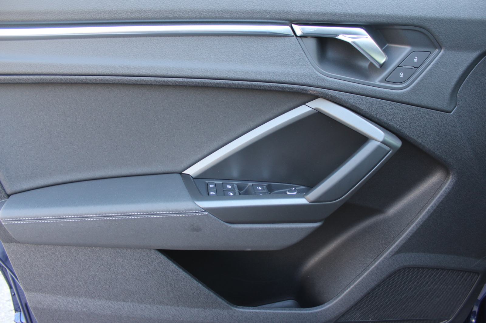 Audi Q3 35 TDI AUTOMATIK, 3x S-LINE, LED, VIRTUAL, KOŽA, GARANCIJA, fotografija 14