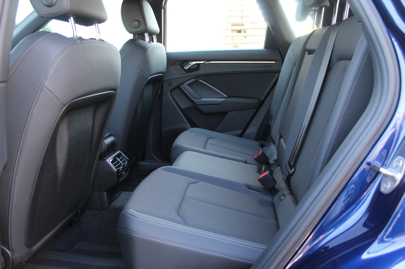 Audi Q3 35 TDI AUTOMATIK, 3x S-LINE, LED, VIRTUAL, KOŽA, GARANCIJA, fotografija 9