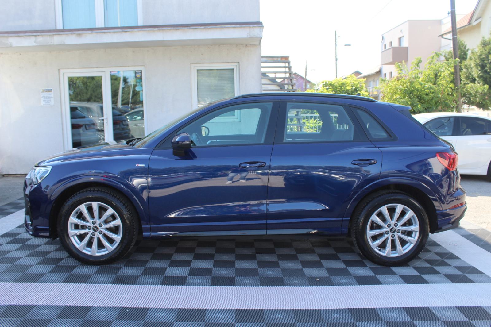 Audi Q3 35 TDI AUTOMATIK, 3x S-LINE, LED, VIRTUAL, KOŽA, GARANCIJA, fotografija 4