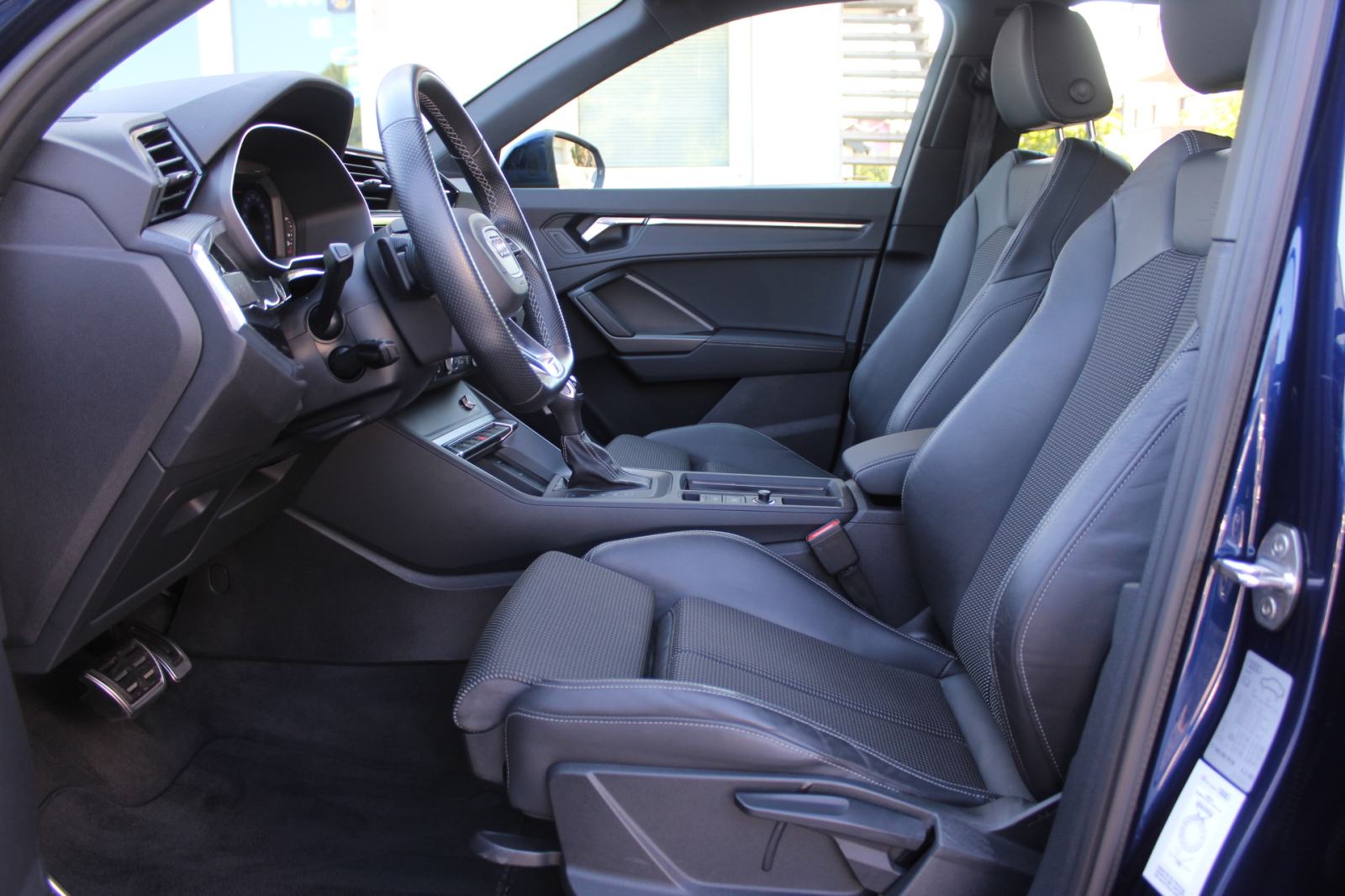 Audi Q3 35 TDI AUTOMATIK, 3x S-LINE, LED, VIRTUAL, KOŽA, GARANCIJA, fotografija 8