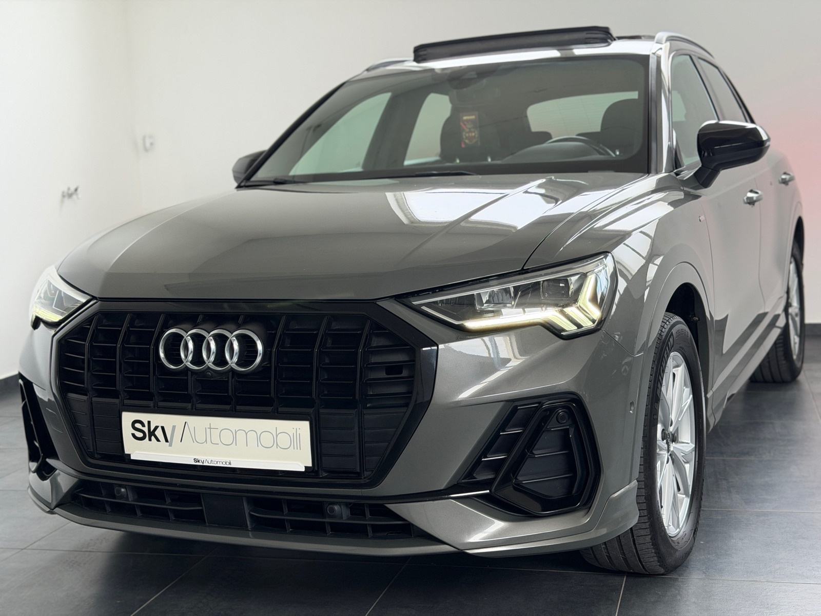 Audi Q3 35 TDI S-LINE, PANORAMA, JAMSTVO 24MJ, LEASING 0% UČEŠĆA, fotografija 2