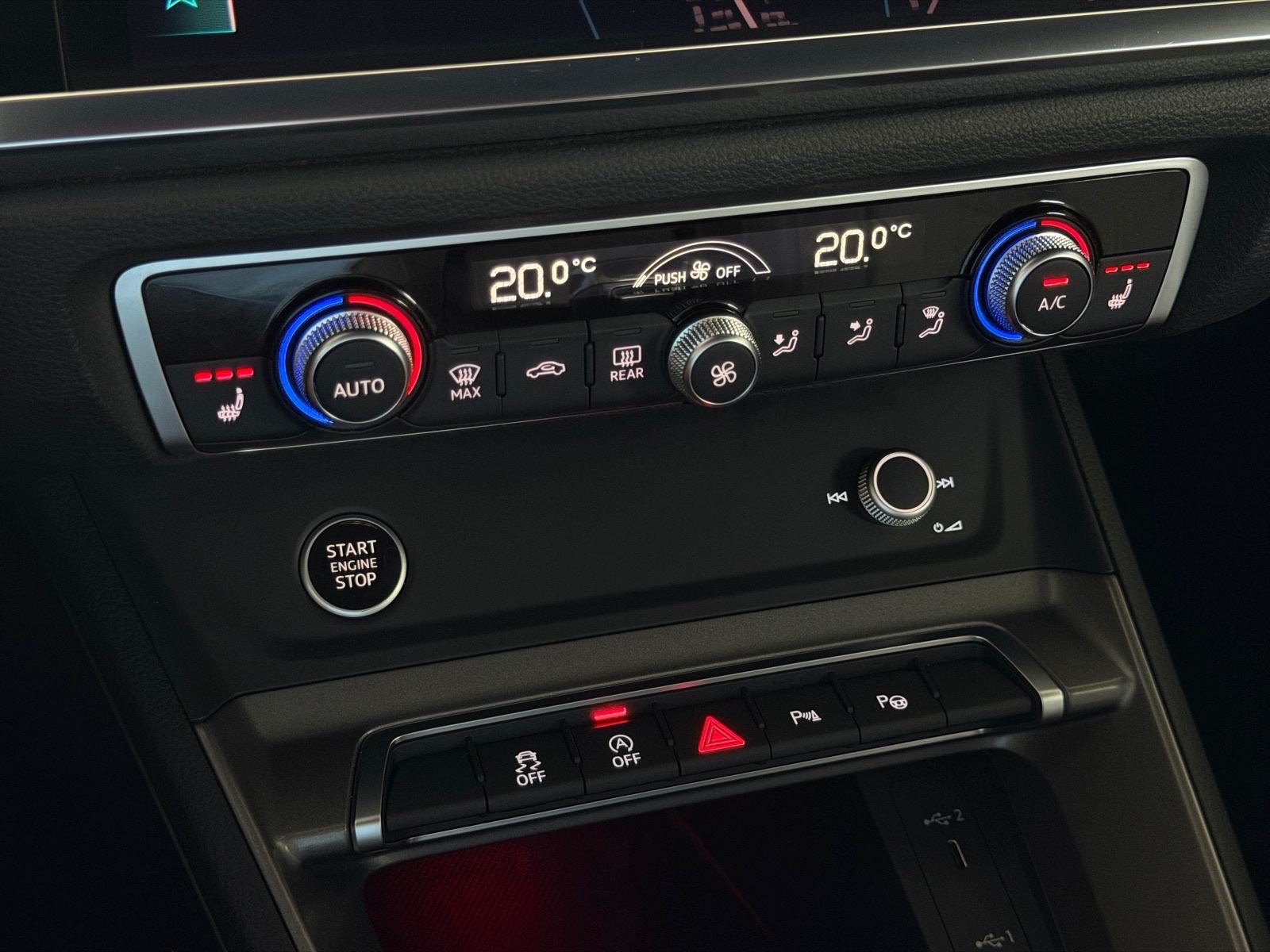 Audi Q3 35 TDI S-LINE, PANORAMA, JAMSTVO 24MJ, LEASING 0% UČEŠĆA, fotografija 16