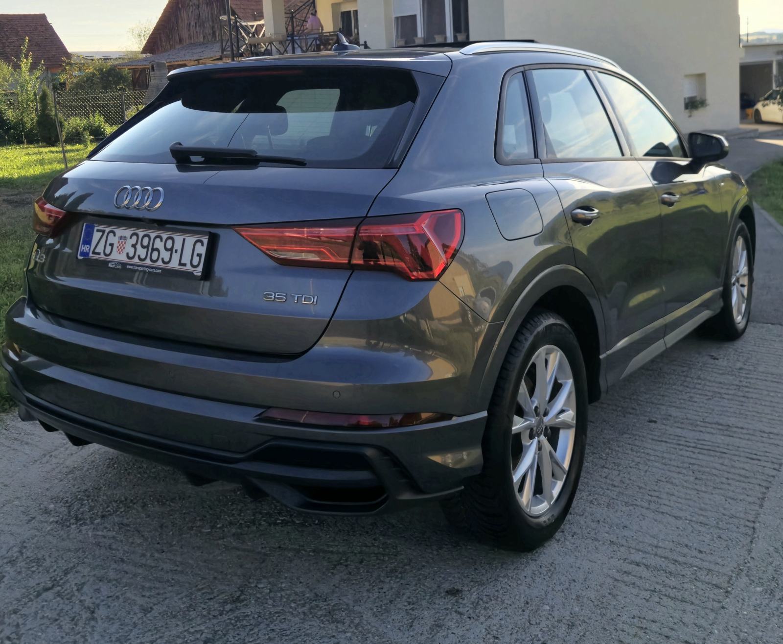 Audi Q3 35 TDI S LINE, REG GOD DANA, fotografija 3
