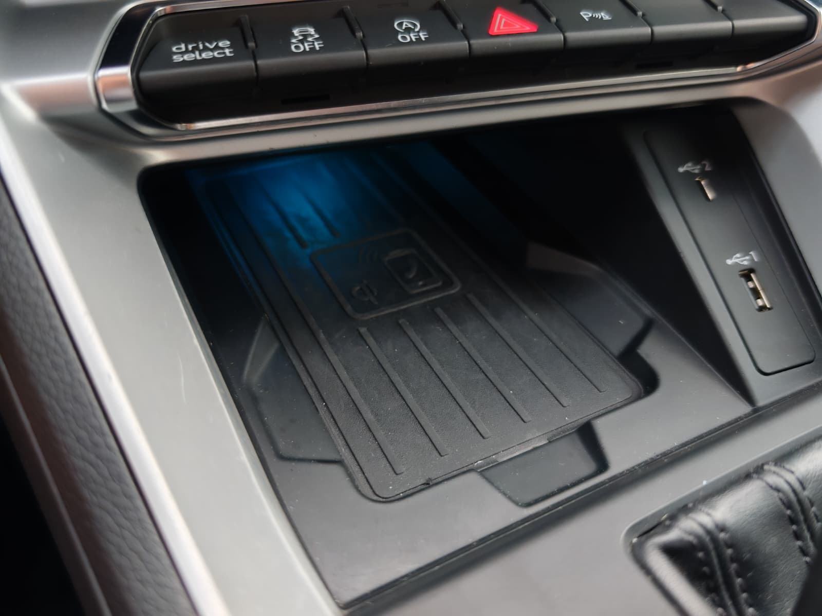 Audi Q3 35 TDI - reg. god. dana - veliki servis - 19”alu - virtual, fotografija 16