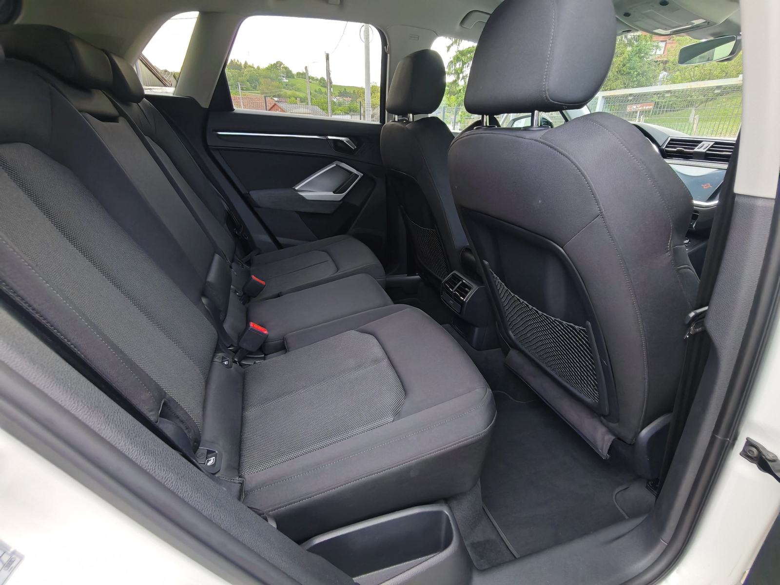 Audi Q3 35 TDI - reg. god. dana - veliki servis - 19”alu - virtual, fotografija 9