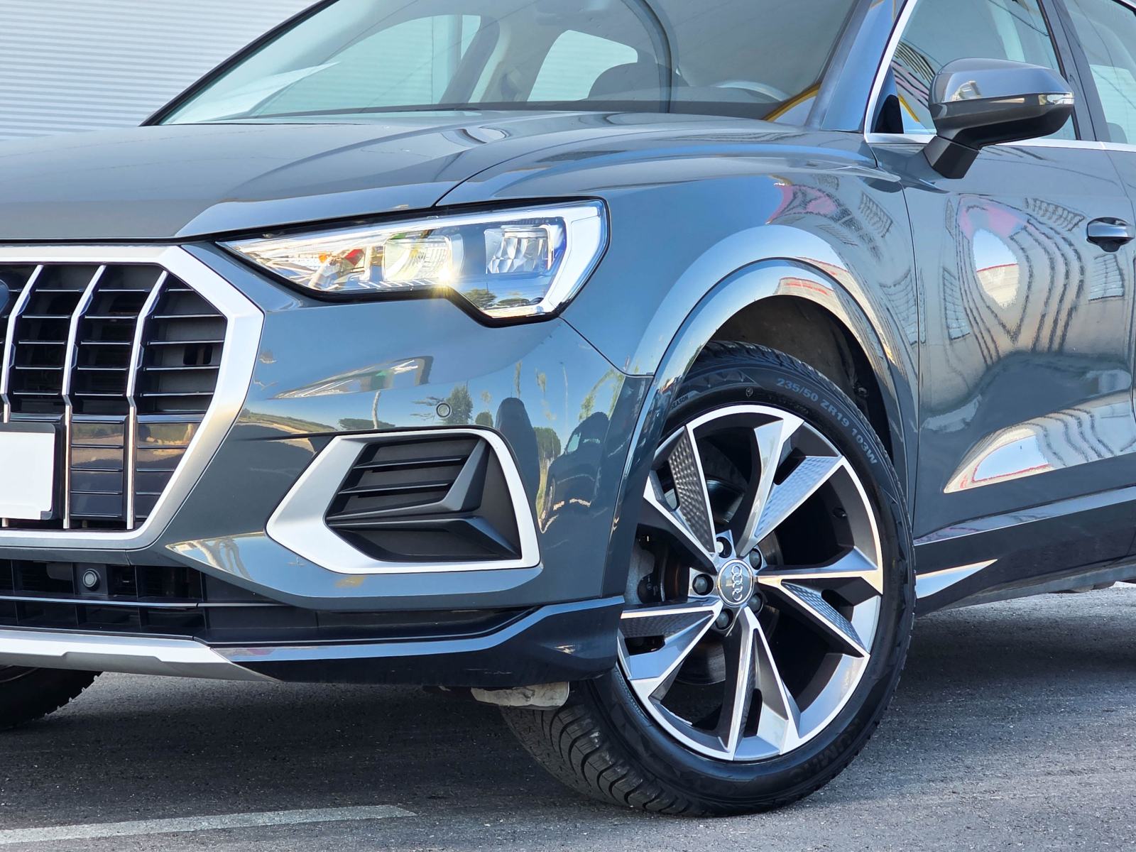 Audi Q3 35 TDI S-Tronic ⭐2 godišnje rate, bez posredovanja banke⭐, fotografija 2