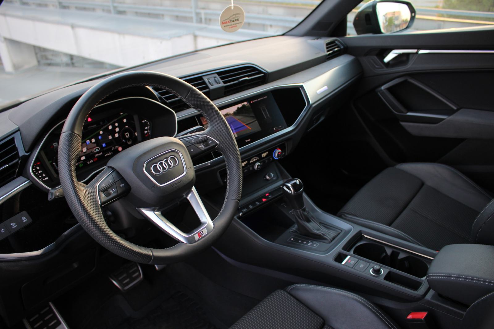 Audi Q3 35 TDI Sportback S line +•Kamera•Virtual cockpit•Grijanje sjed, fotografija 2