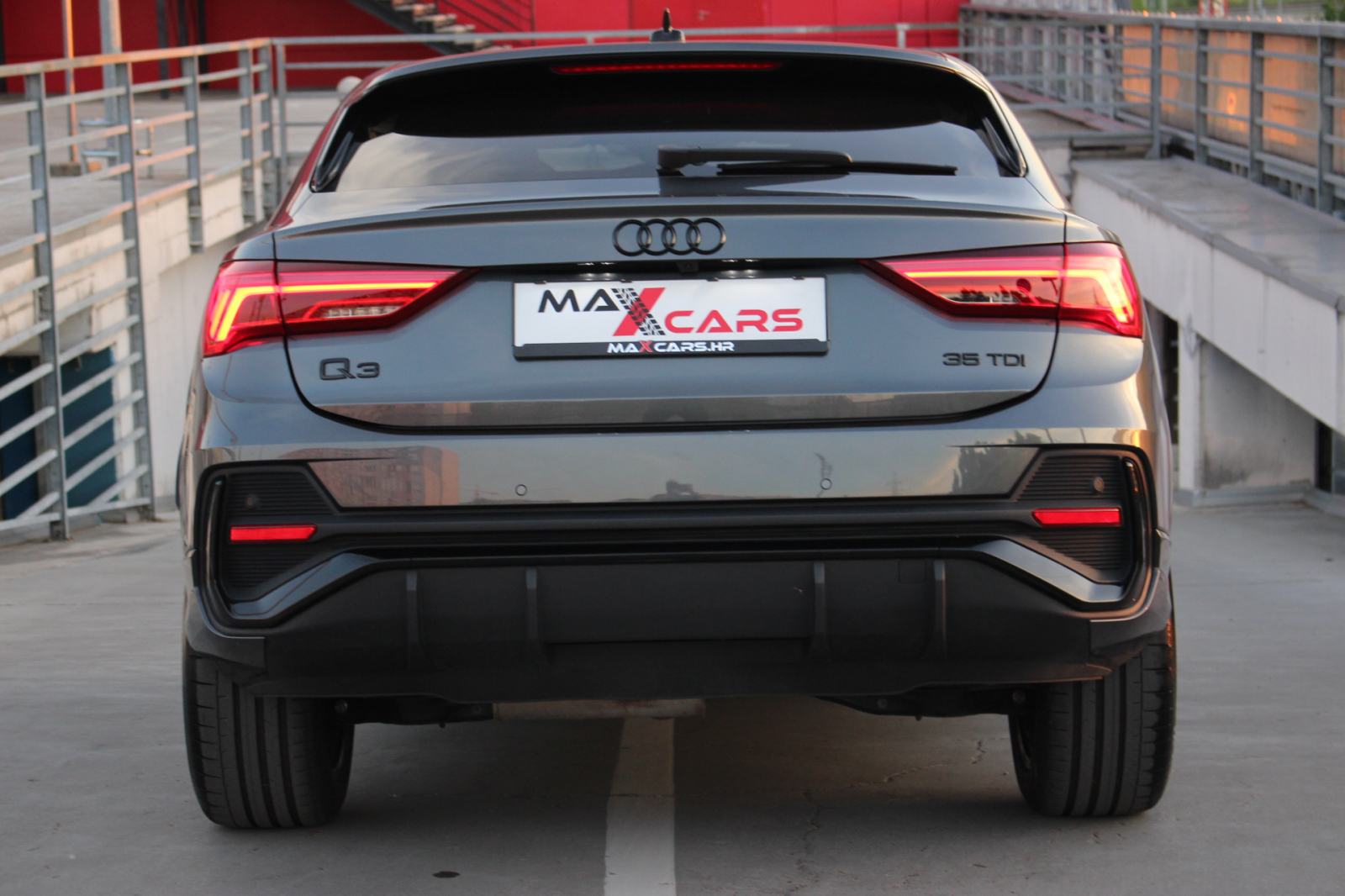 Audi Q3 35 TDI Sportback S line +•Kamera•Virtual cockpit•Grijanje sjed, fotografija 12