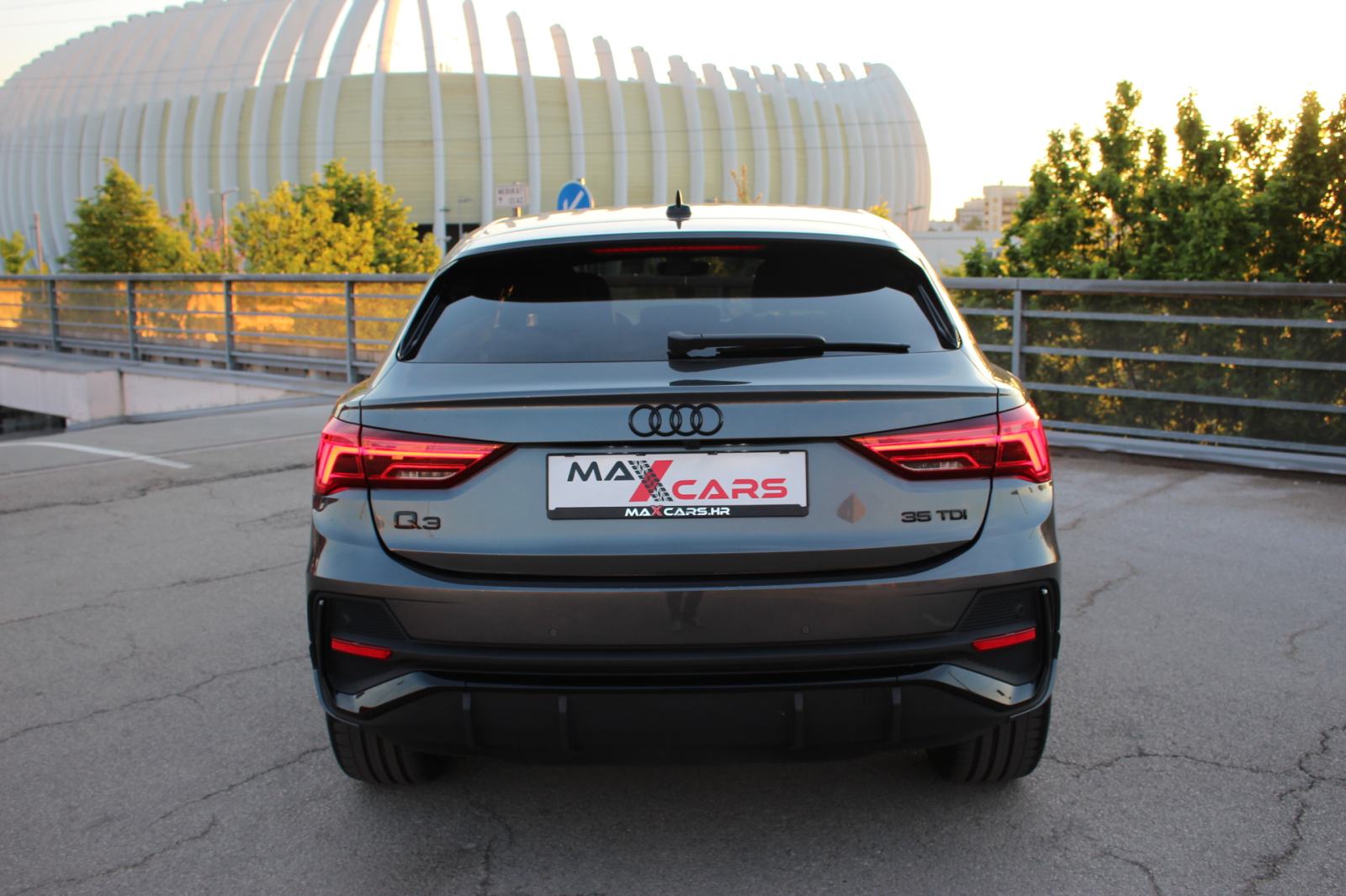 Audi Q3 35 TDI Sportback S line +•Kamera•Virtual cockpit•Grijanje sjed, fotografija 8