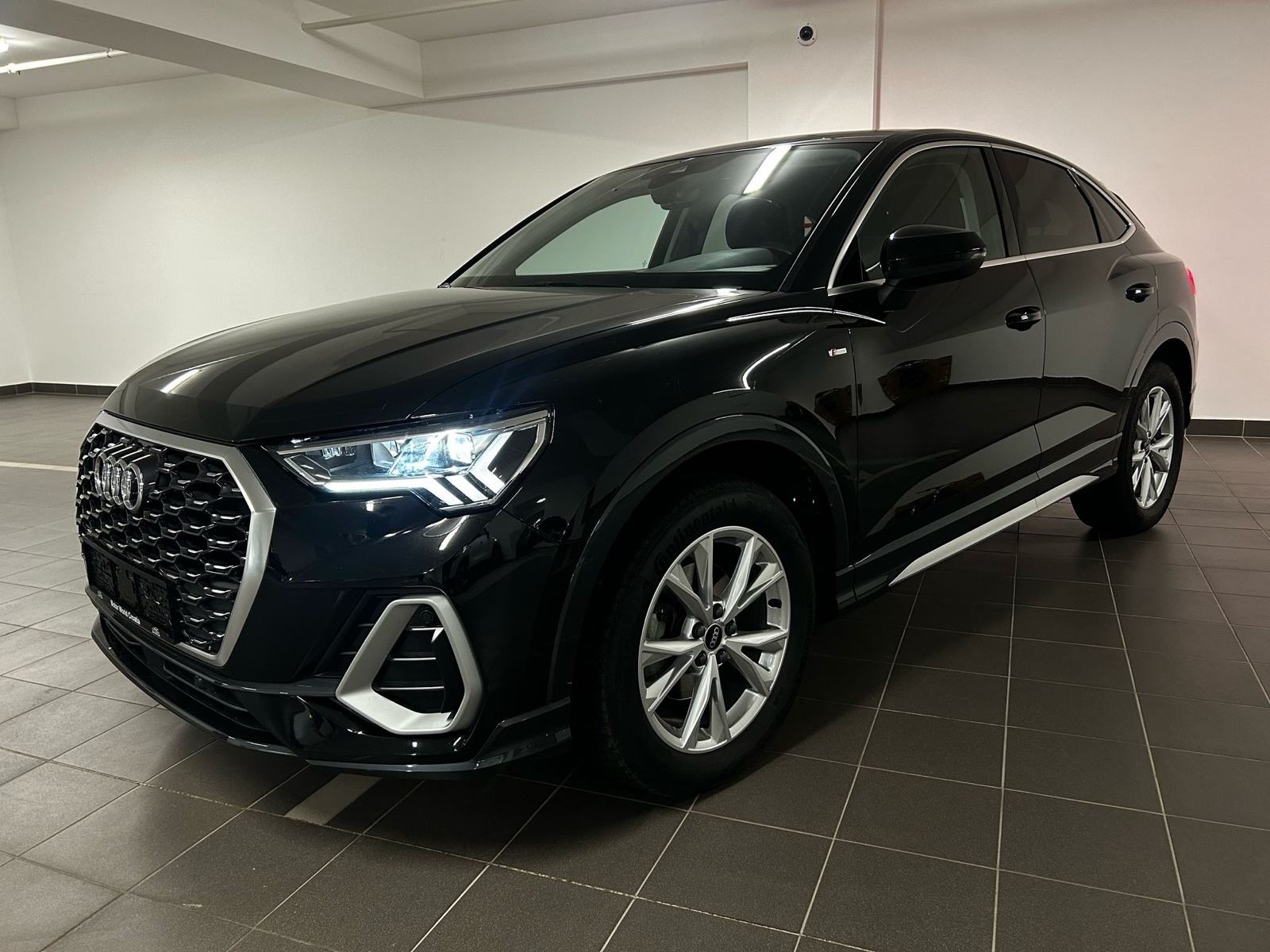 Audi Q3 35 TDI Sportback S Line Panorama automatik, pogled izvana - slika 2