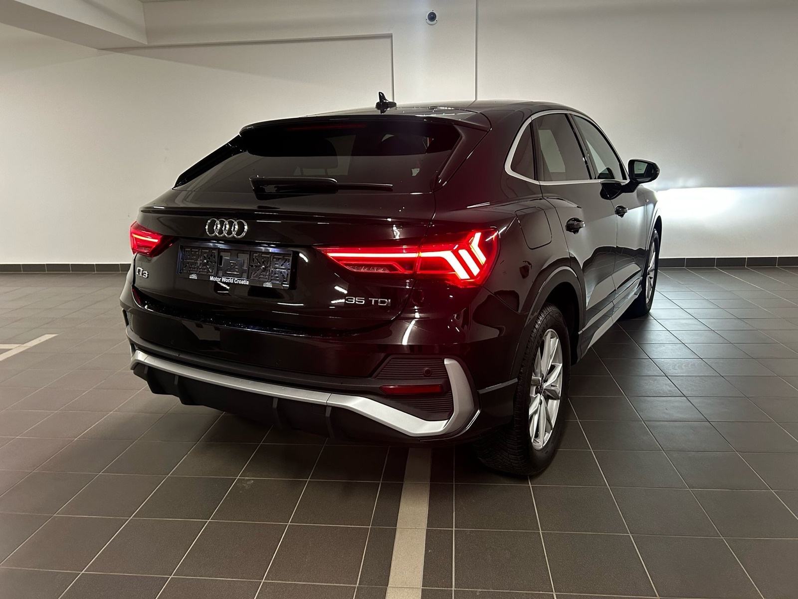 Audi Q3 35 TDI Sportback S Line Panorama automatik, pogled izvana - slika 4