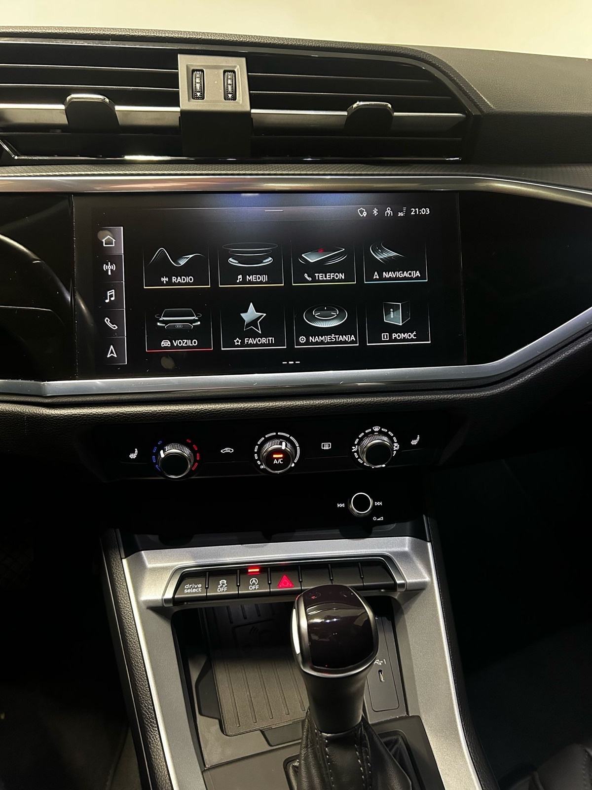 Audi Q3 35 TDI Sportback S Line Panorama automatik, fotografija 7