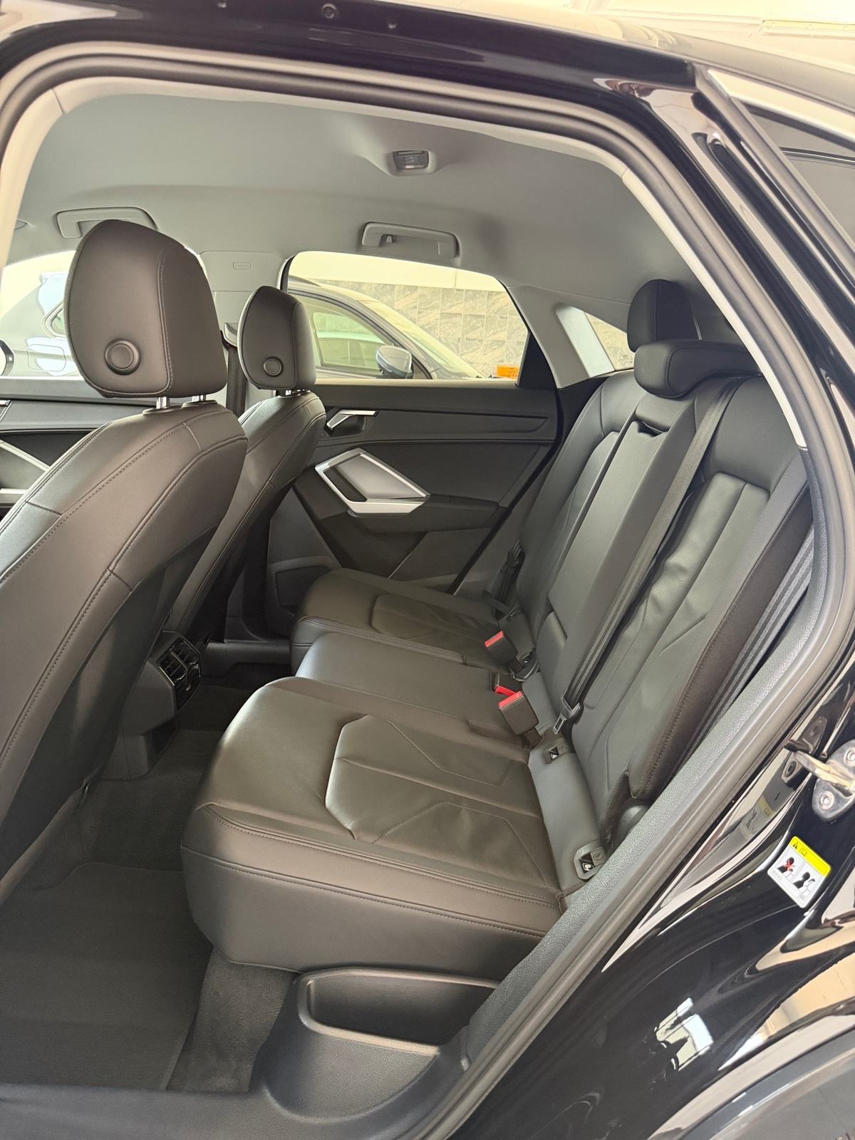Audi Q3 35 TDI SPORTBACK,S-TRONIC,KOŽA,JAMSTVO 24MJ,LEASING 0% UČEŠĆA, fotografija 14