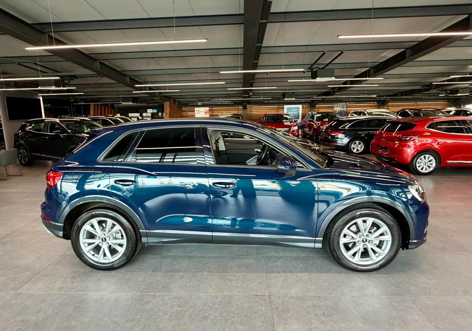 Audi Q3 35 TDI S-tronic NAVI • TEMPOMAT • VIRTUAL • ALU18" • LEASING, fotografija 8