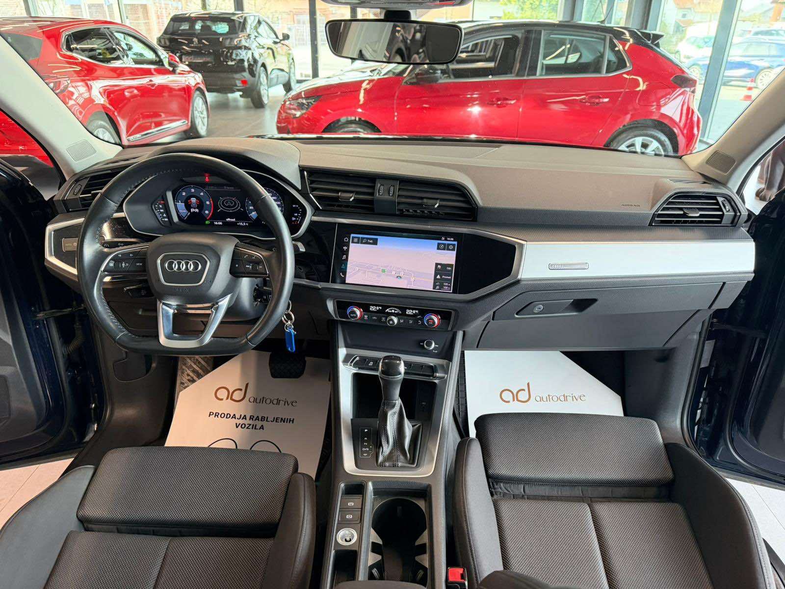 Audi Q3 35 TDI S-tronic NAVI • TEMPOMAT • VIRTUAL • ALU18" • LEASING, fotografija 16