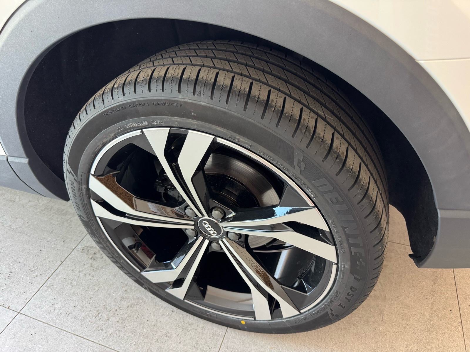 Audi Q3 35 TDI S-tronic; Navi; Vitrual; Matrix; Kamera; Alu 20, fotografija 15