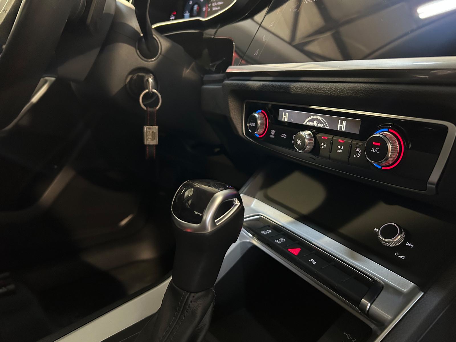 AUDI Q3 35 TDI S TRONIC VIRTUAL KAMERA LED PDC U PDV-U JAMSTVO 12MJ., fotografija 11