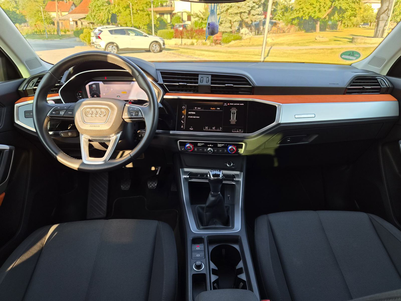 Audi Q3 35 TFSI, 2019., ADVANCED, TOP STANJE, SERVISNA, fotografija 14