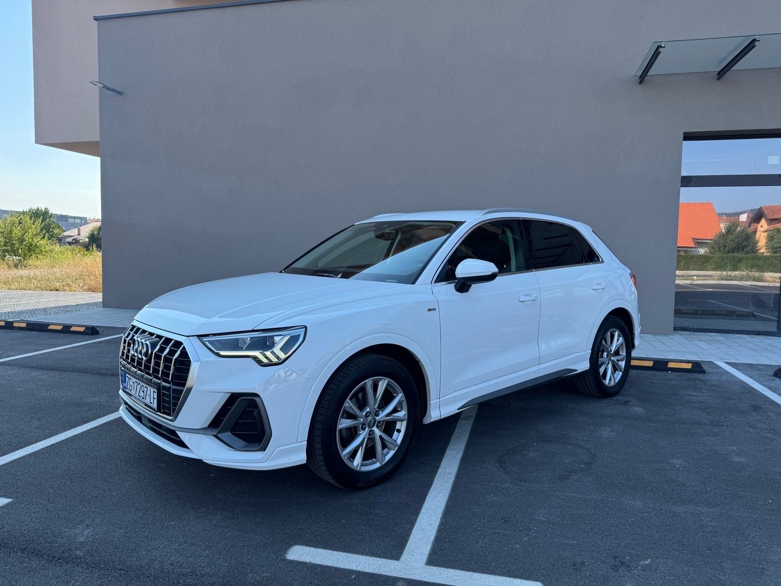 Audi Q3 35 TFSI S-line automatik 85 tis km, fotografija 2