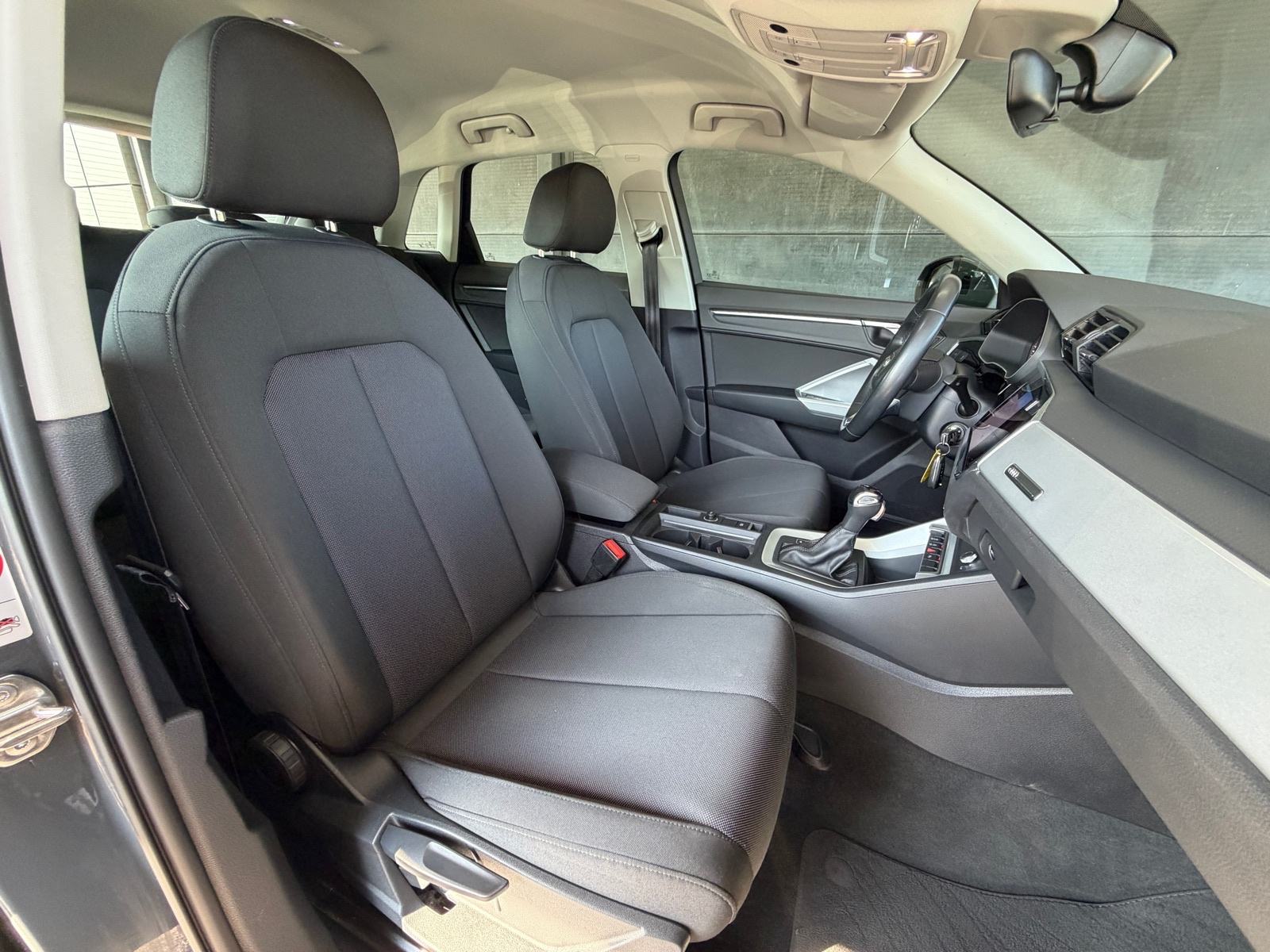Audi Q3 35 TFSI AUTOMATIK,ACC,RADAR,BLIND SPOT,LED,AMBIENT,U PDV-U!, fotografija 6