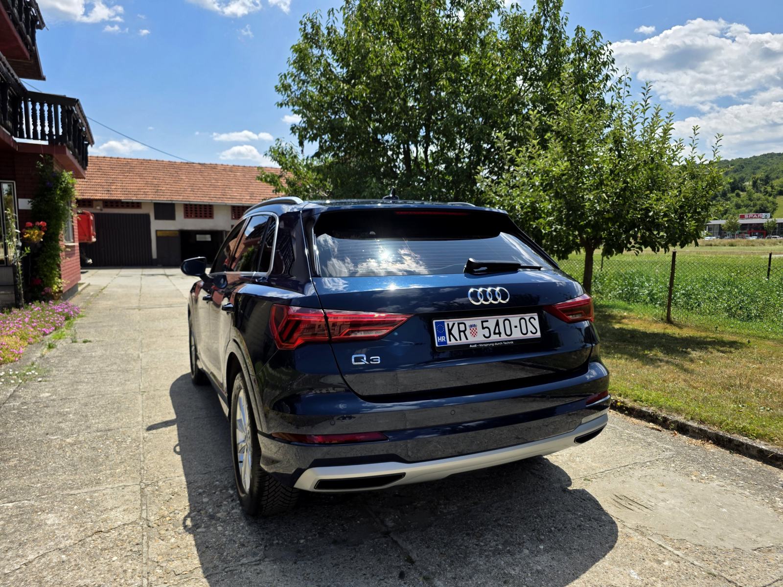 AUDI Q3 35 TFSI Automatik *Advanced *reg. godinu dana *96.000 km, fotografija 7