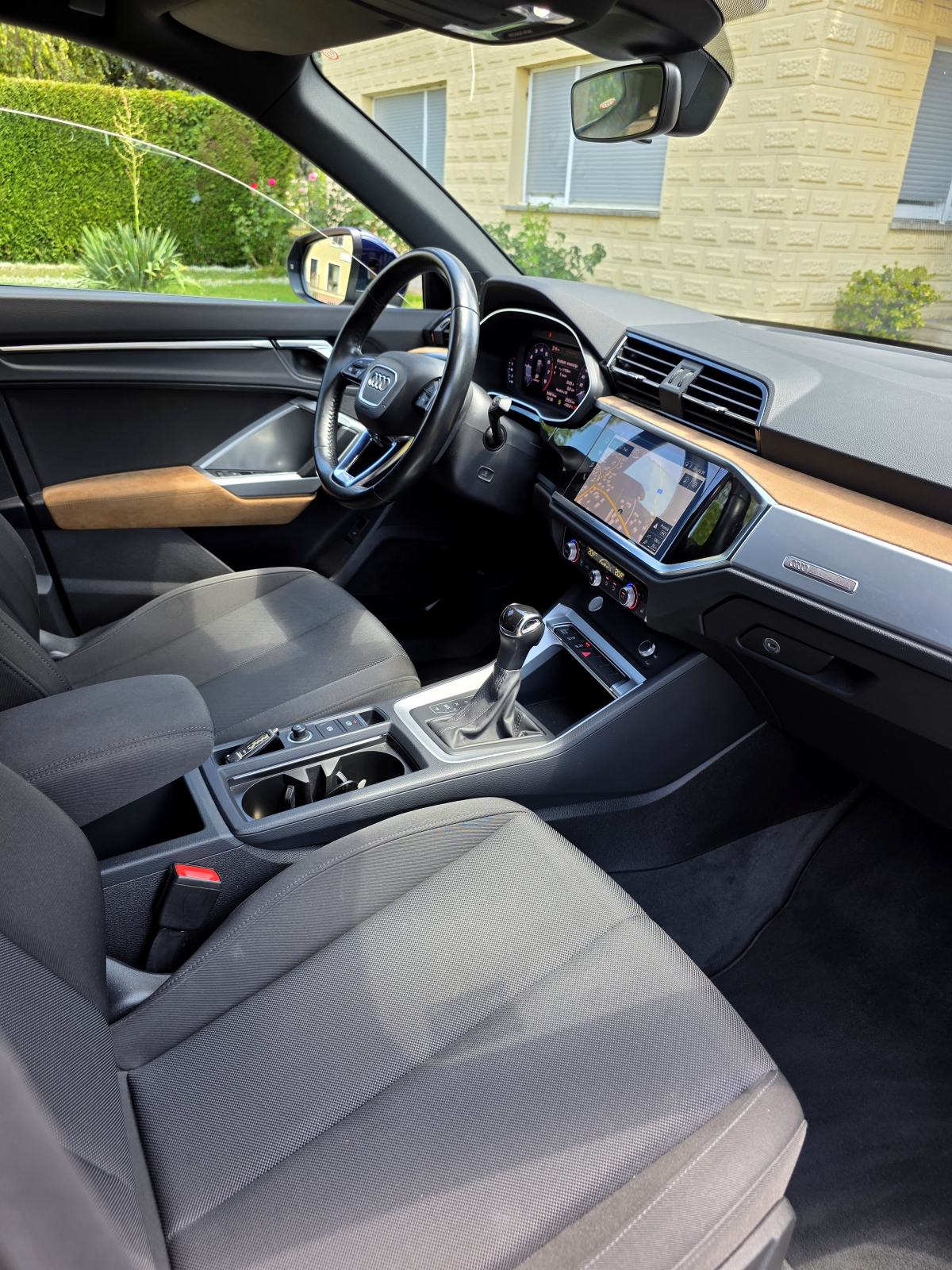 AUDI Q3 35 TFSI Automatik *Advanced *reg. godinu dana *96.000 km, fotografija 13