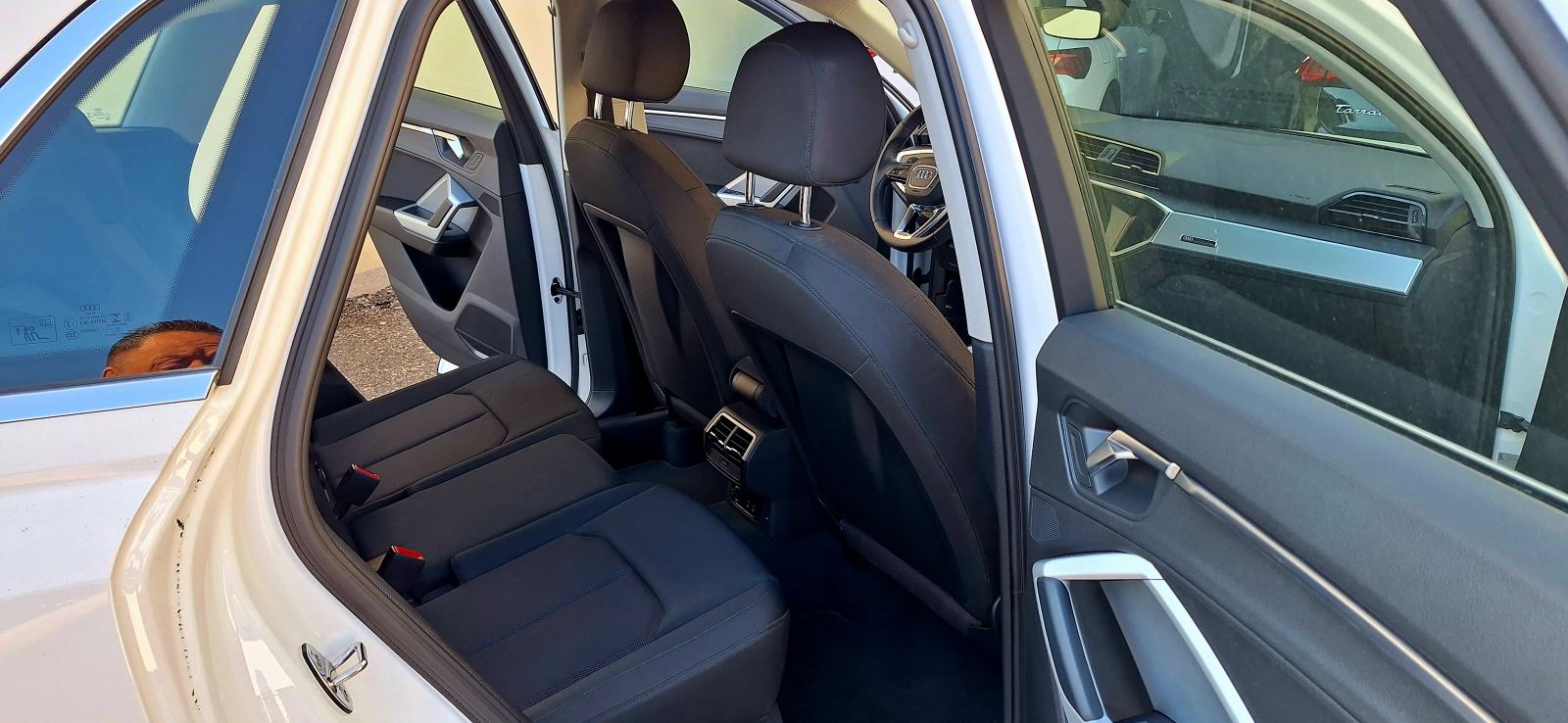 Audi Q3 35 TFSI S-tronic - PRVI VLASNIK , VIRTUAL, KAMERA, AMBI, LED, fotografija 10