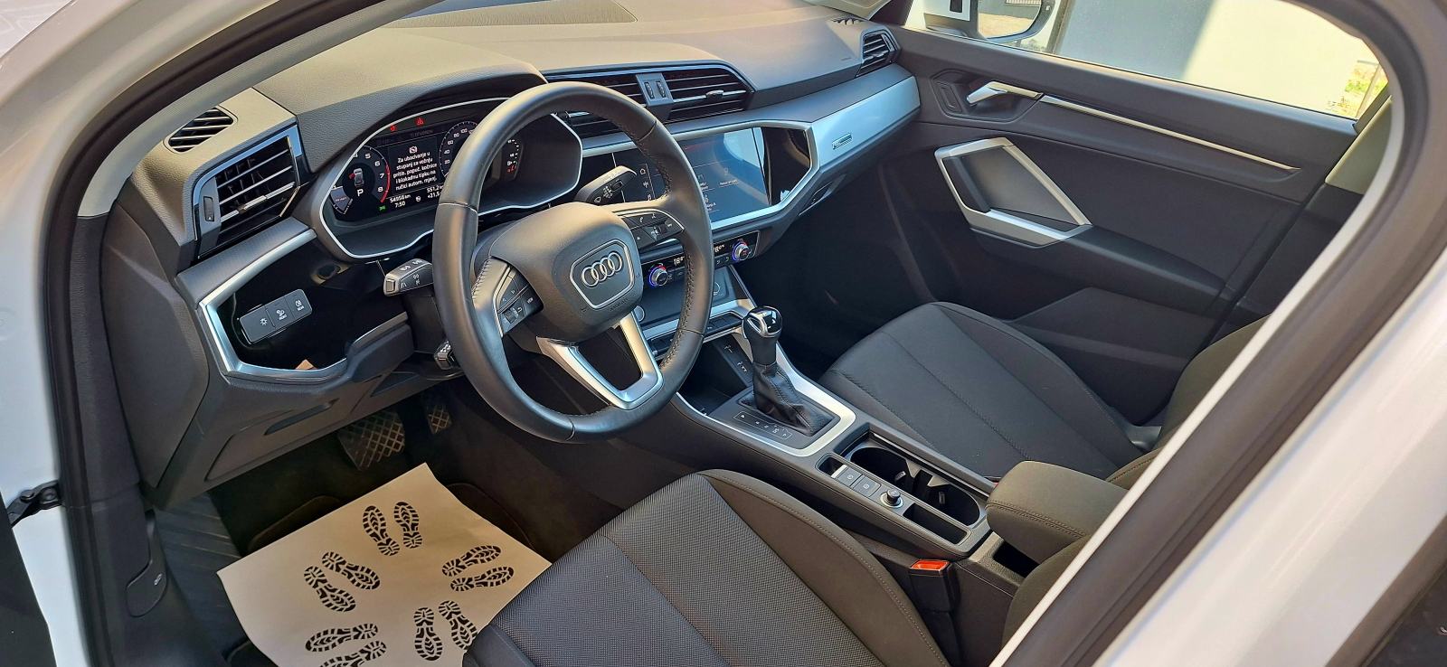 Audi Q3 35 TFSI S-tronic - PRVI VLASNIK , VIRTUAL, KAMERA, AMBI, LED, fotografija 8