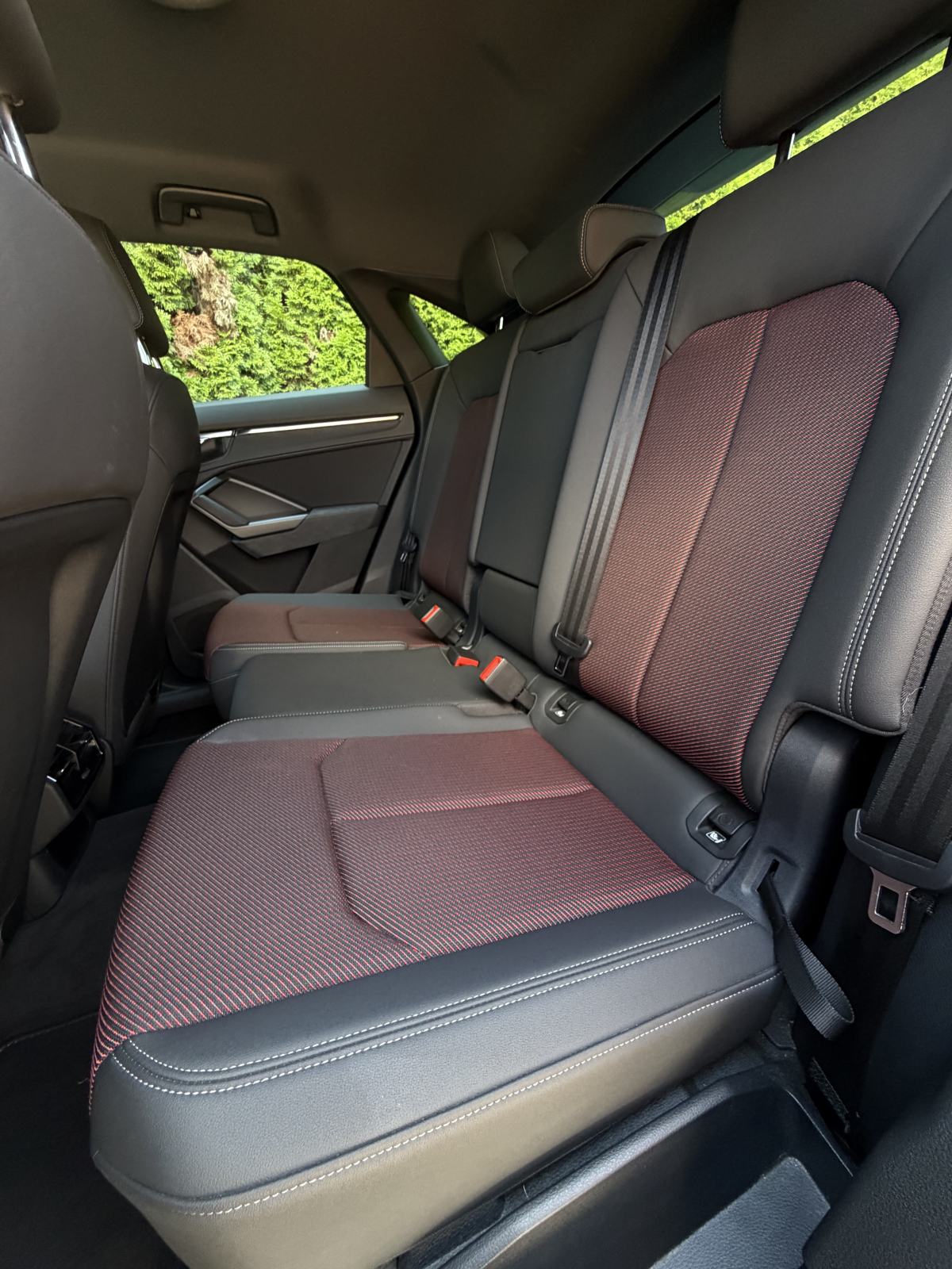Audi Q3 35 TFSI S-LINE S-TRONIC SPORTBACK ALCANTARA SERVISNA LED, fotografija 13