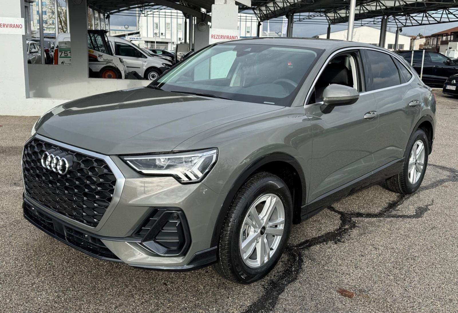 Audi Q3 Sportback 35 TFSI – 1. vlasnik, 11.000 km, fotografija 3