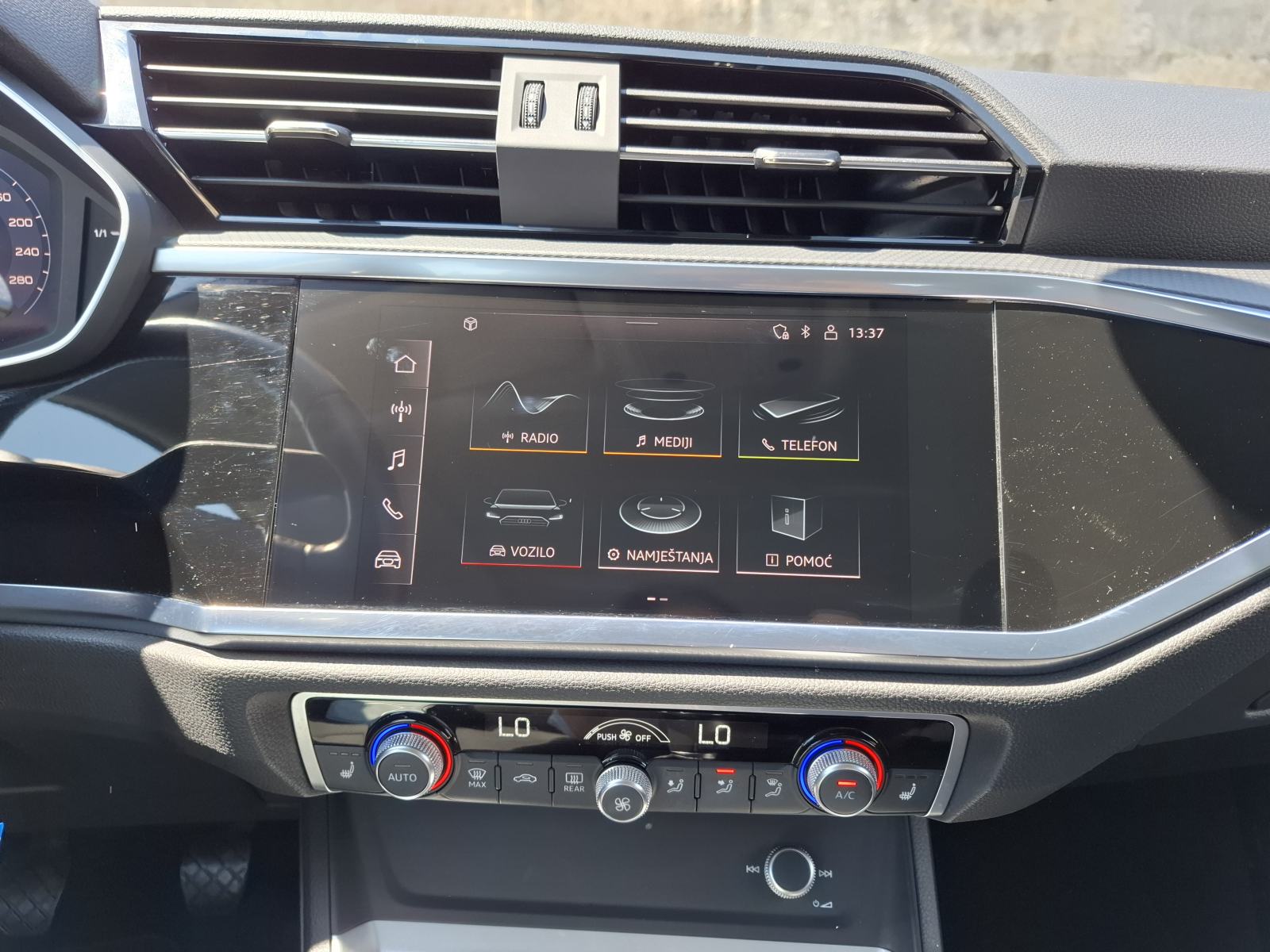 Audi Q3 35 TFSI, fotografija 19