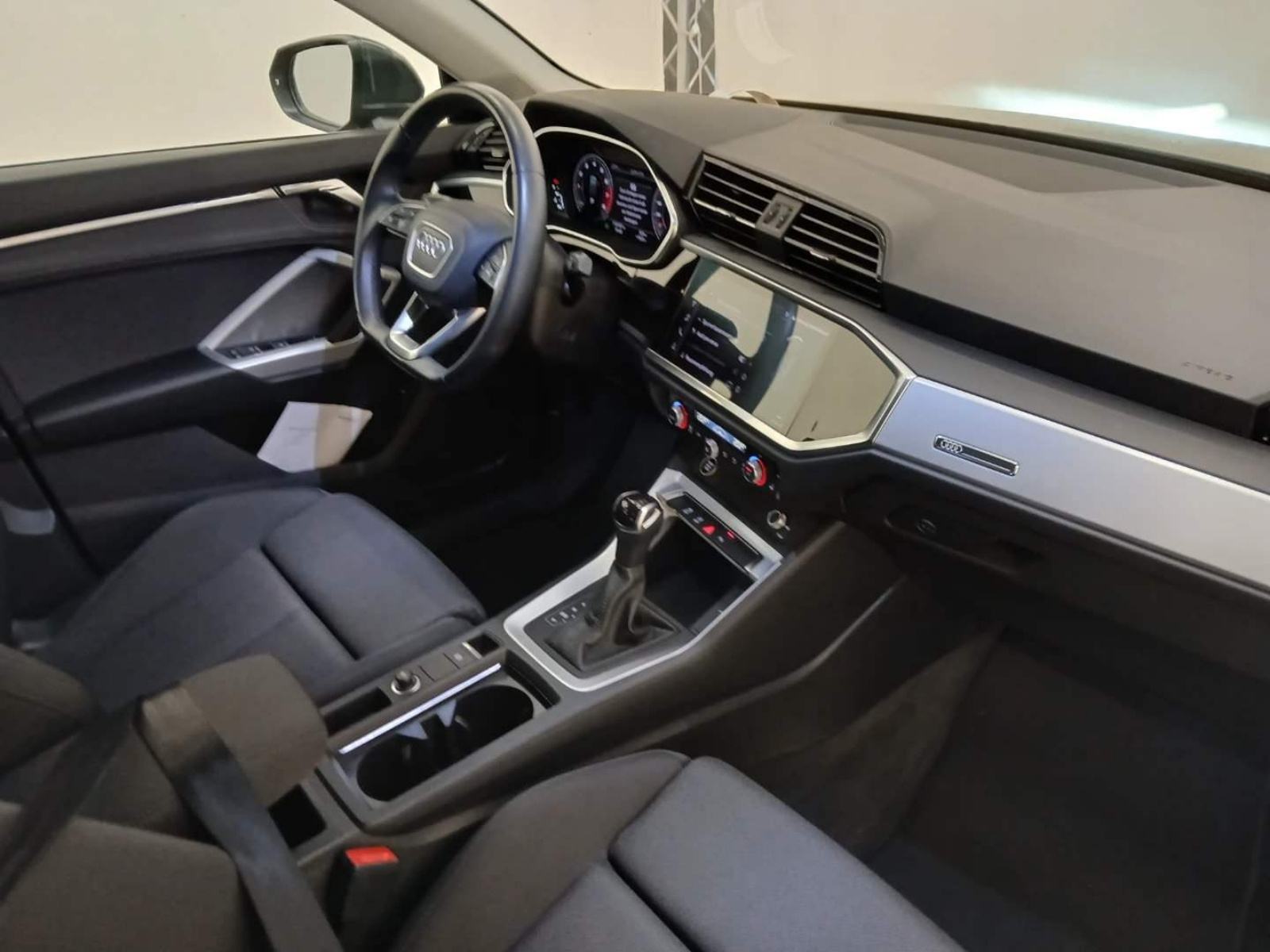 Audi Q3 35 TFSI *Sport*Automatik, fotografija 3