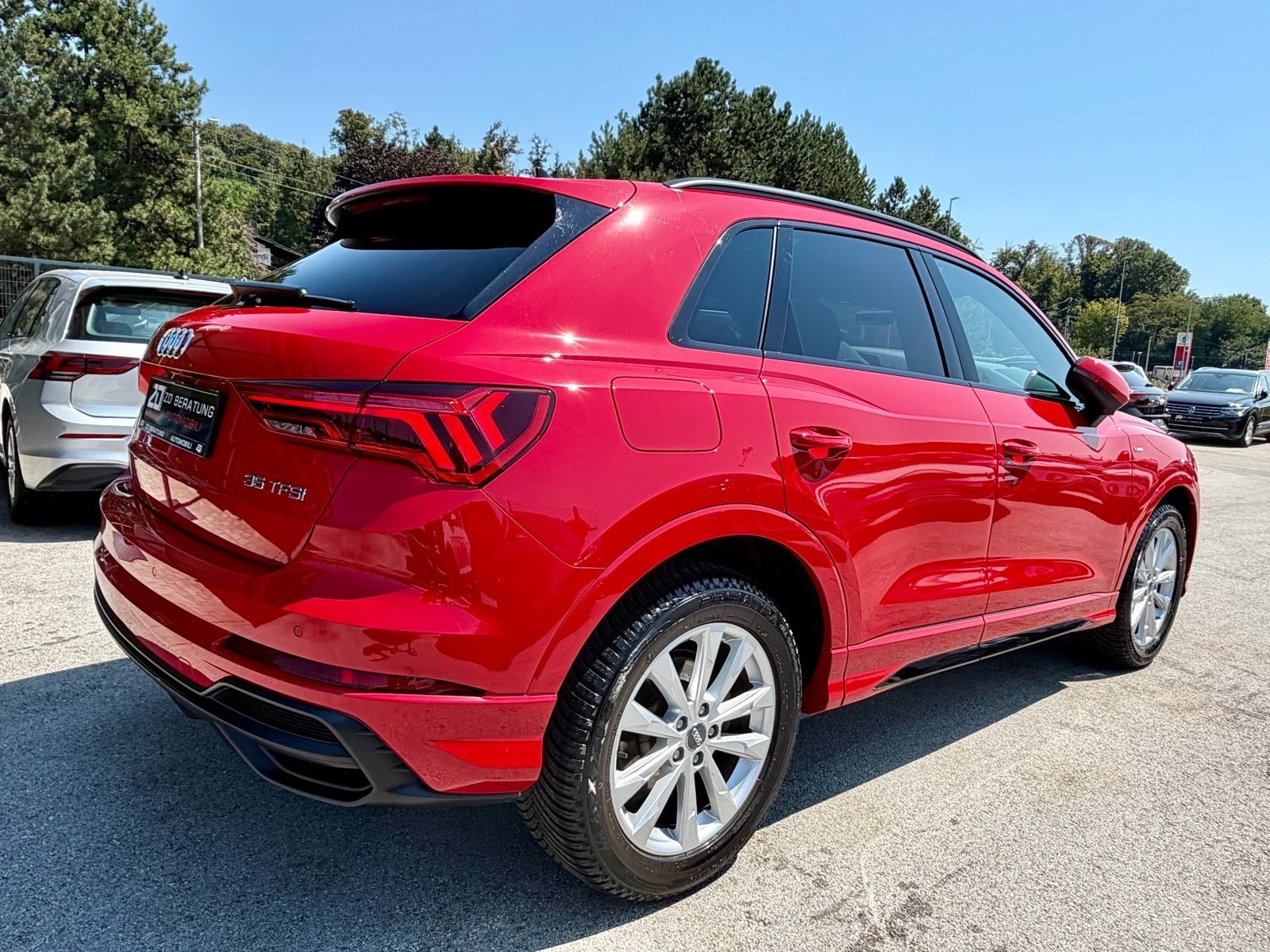 Audi Q3 35 TFSI S-Tronic *S-Line* FULL LED Navi Keyless R18 Servisna, fotografija 4