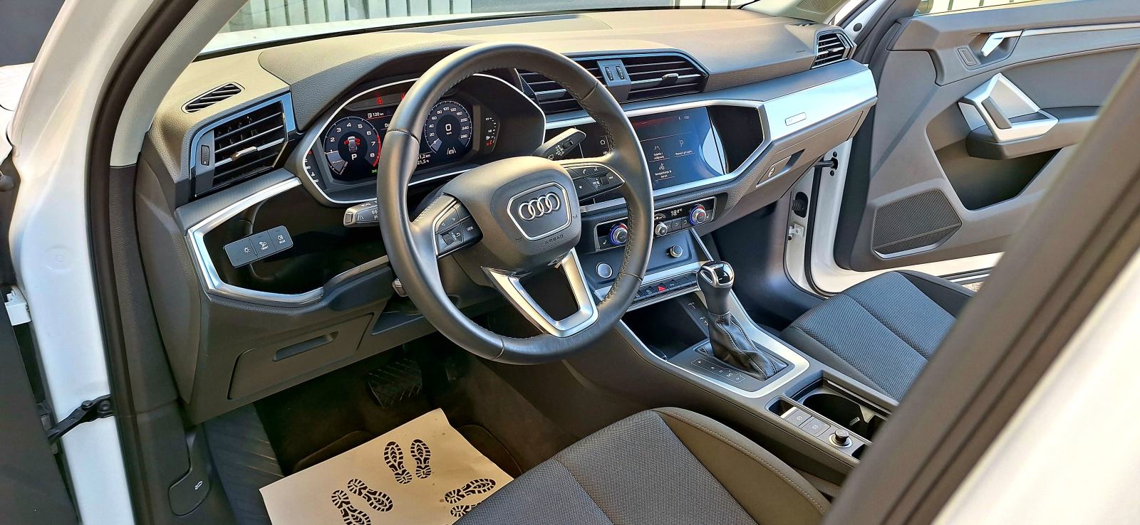 Audi Q3 35 TFSI S-Tronic- PRVI VLASNIK, VIRTUAL, KAMERA, AMBI, LED, fotografija 11