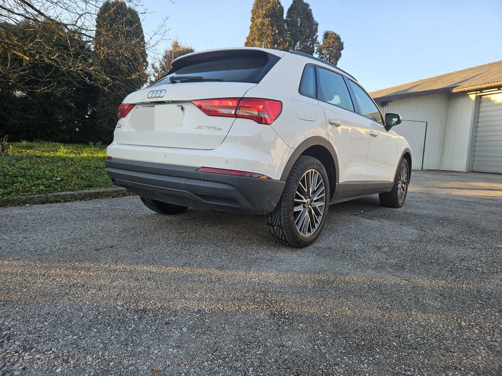 Audi Q3 TFSIe 45 S tronic 2021g automatik plug in hybrid reg.do 12/26, fotografija 7