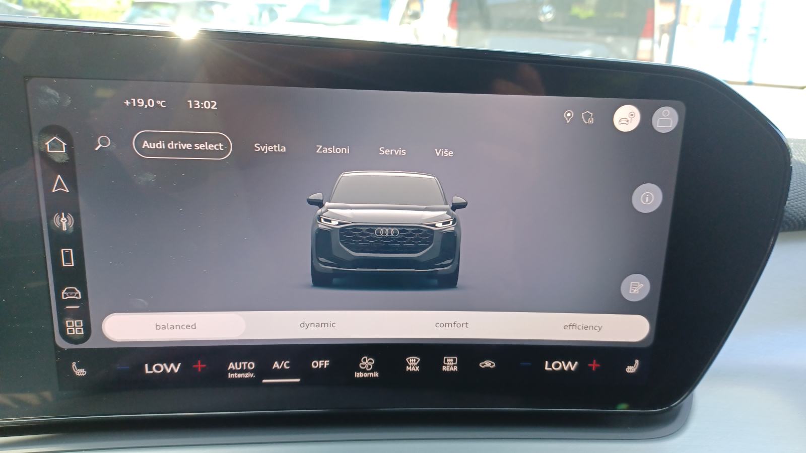 Q3 SB TFSI 110 kW/150 KS, S-TRON,S-LINE,NAVI,LED,ACC,KAMERA,ASSIST,19", fotografija 20