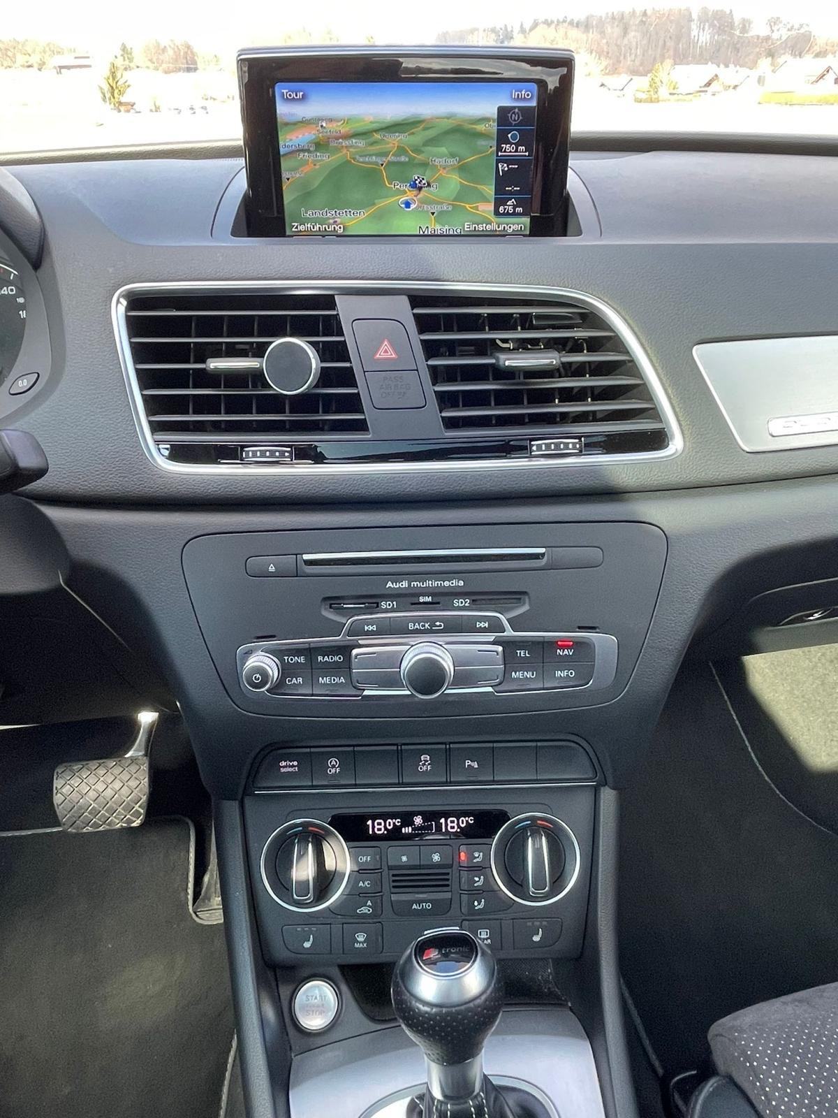 Audi Q3, fotografija 10