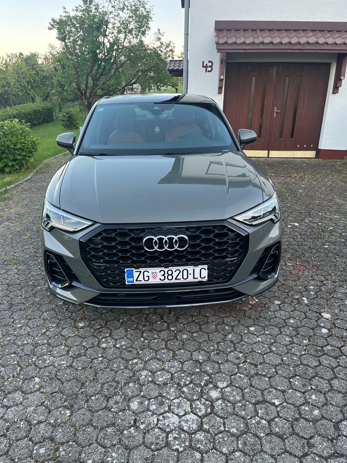 Audi Q3 SPORTBACK 35 TDI S-TRONIC/PANO. / BUSINESS LINE / REG. 05/2027, fotografija 5