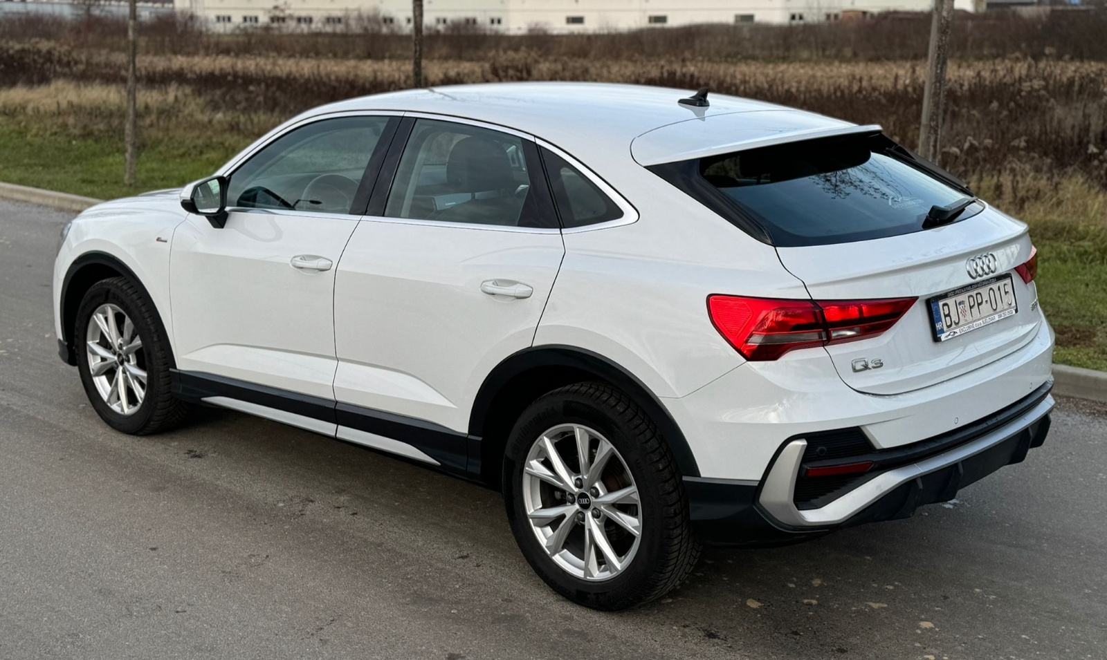 Audi Q3 Sportback, 35 TDI S-line automatik 2020.godina, fotografija 4