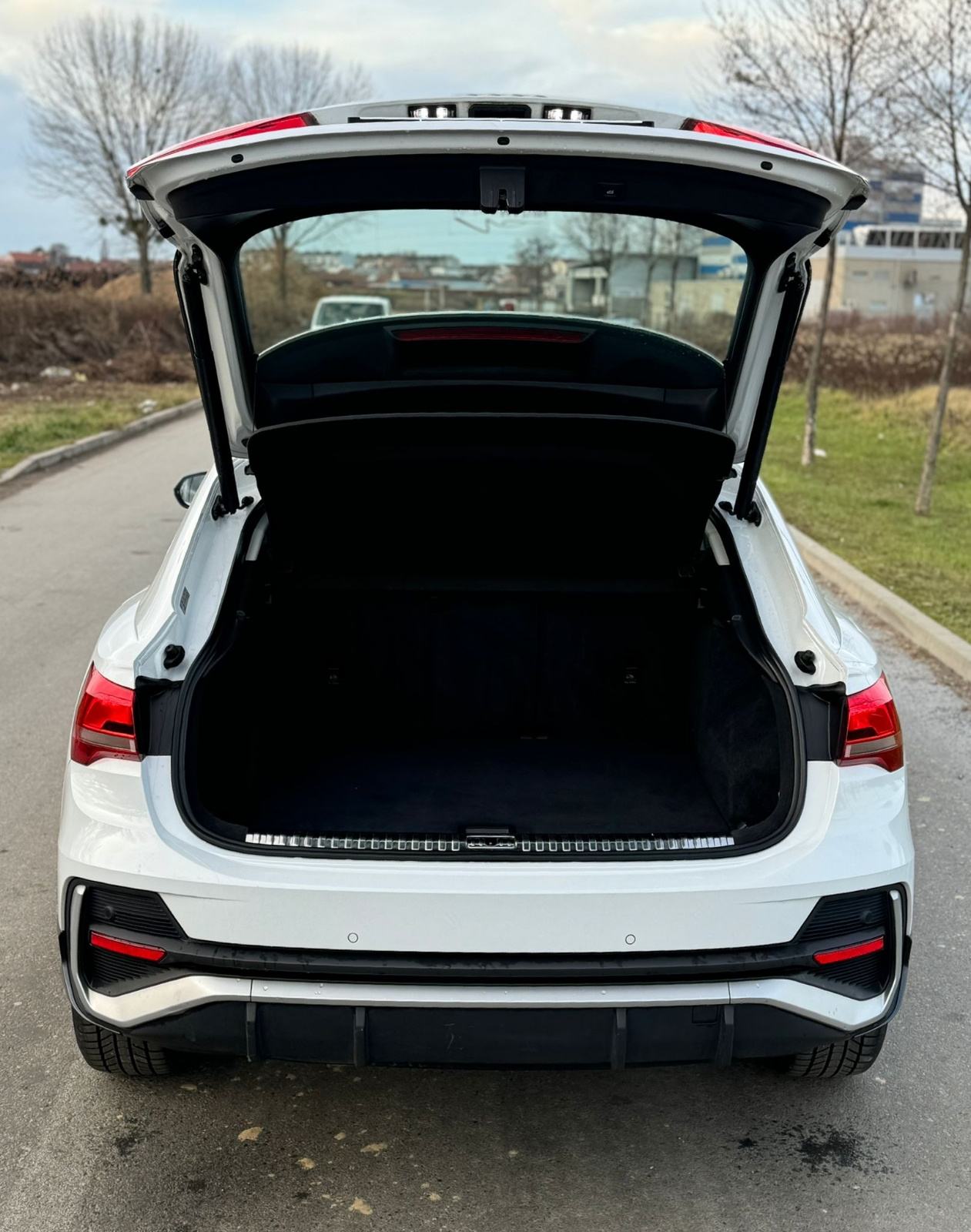 Audi Q3 Sportback, 35 TDI S-line automatik 2020.godina, fotografija 9