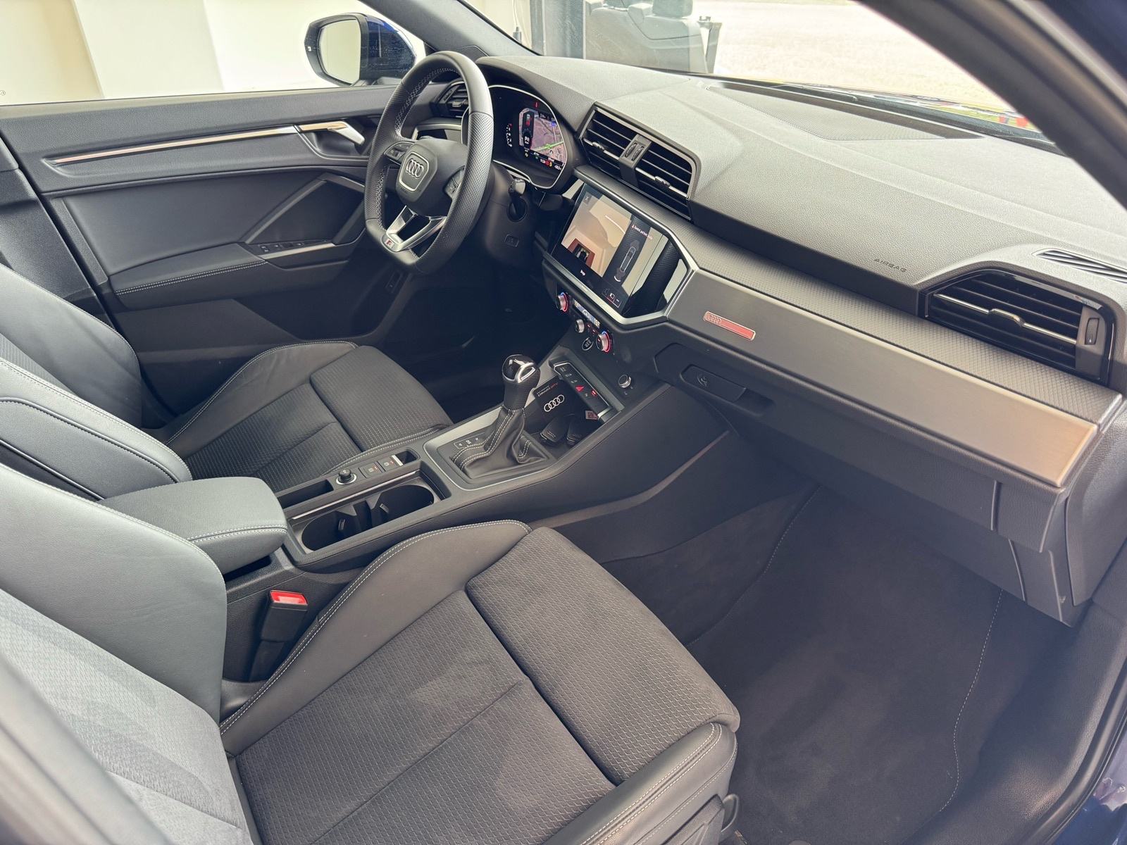 Audi Q3 Sportback 35 TFSI S-tronic; S line+; 2025.; Nije uvoz;, fotografija 13