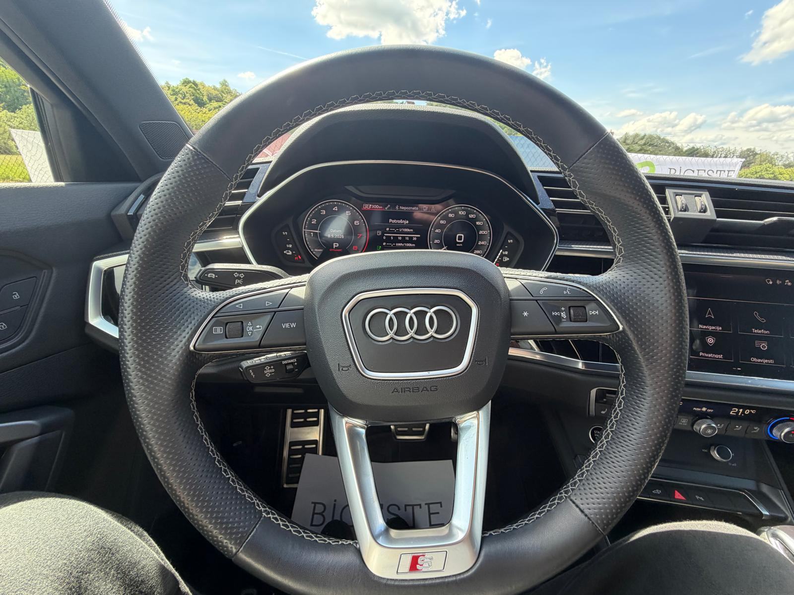 Audi Q3 Sportback 45 TFSI-e S-tronic,Sonos,3x S line,u PDV-u., fotografija 11