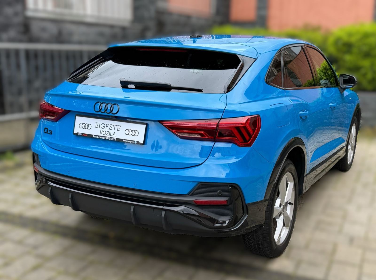 Audi Q3 Sportback 45 TFSI-e S-tronic,Sonos,3x S line,u PDV-u., fotografija 5