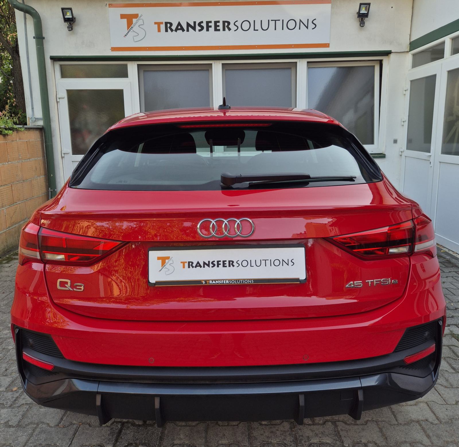 Audi Q3 Sportback 45 TFSIe Attraction S tronic, fotografija 3