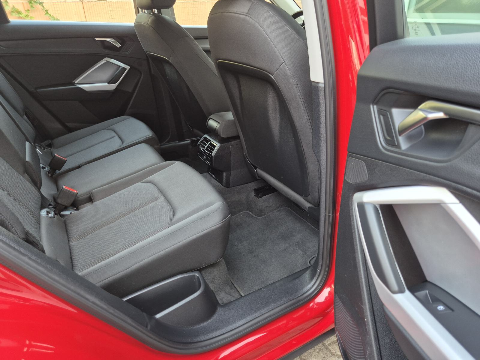 Audi Q3 Sportback 45 TFSIe Attraction S tronic, fotografija 8